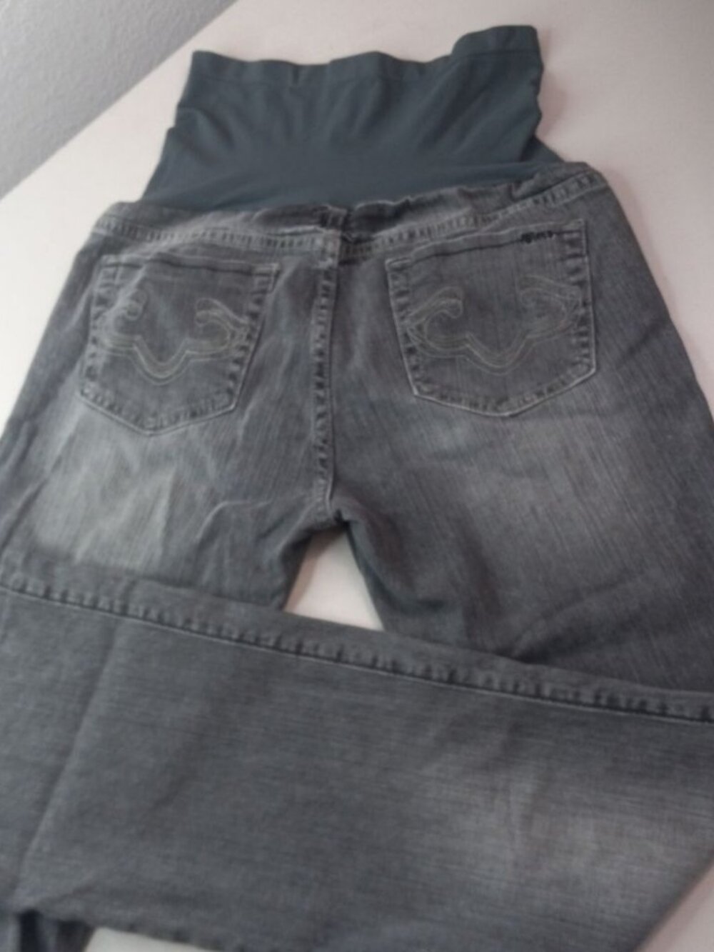 A PEA IN THE POD M Flare Faded Look Stitched Pocket Maternity Jeans Gray Black